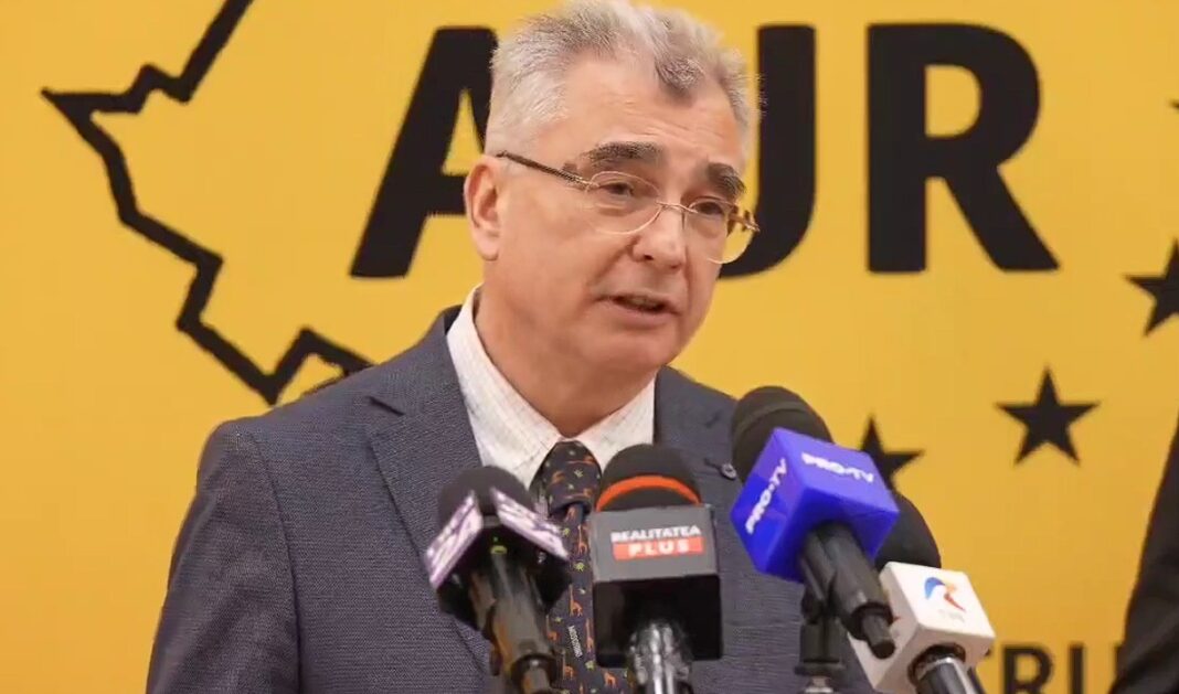 NEWS.ro: AUR: Nu există nicio alianţă între AUR şi PSD sau PNL / Sunt pure invenţii. Nu a existat nicio discuţie, nicio negociere, niciun fel de înţelegere