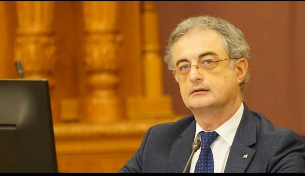 NEWS.ro: Blocaj în dezbaterea bugetului - Gabriel Andronache (PNL): Astăzi PSD şi-a dat autogol în Parlament crezând că AUR va vota amendamentele care aruncă în aer bugetul ţării
