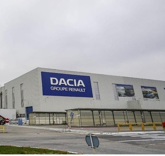NEWS.ro: Bolojan, despre reducerile de personal de la Dacia: Se pierde din competitivitate, asta într-adevăr mă îngrijorează