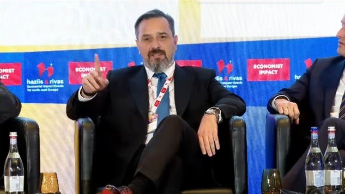 NEWS.ro: Conferinţa The Economist - Robert Hanea (Therme Group): Dorim să folosim infrastructura pentru a conecta nu doar oamenii unii cu alţii, ci şi oamenii cu natura