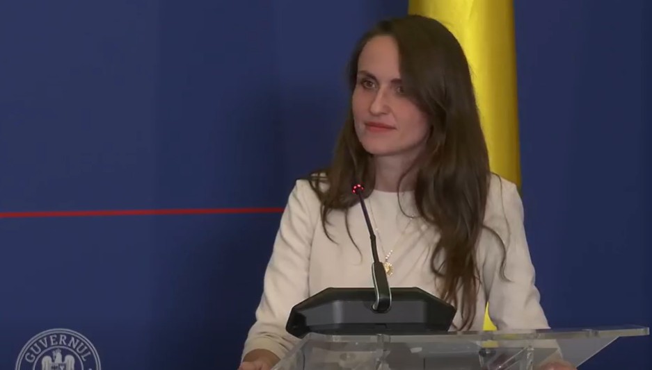 NEWS.ro: Conflictul din Orientul Mijlociu - Oana Ţoiu: Înţeleg nevoie românilor de a fi într-o comunicare directă cu fiecare instituţie / Sunt 14.000 de români în spaţiul respectiv şi nicio ţară din UE nu poate să ofere asistenţă consulară individualizată