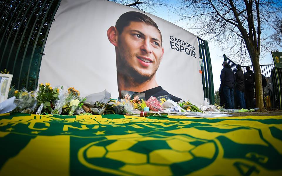 NEWS.ro: Decesul lui Emiliano Sala: Tribunalul Comercial va pronunţa luni o hotărâre pentru FC Nantes şi Cardiff City