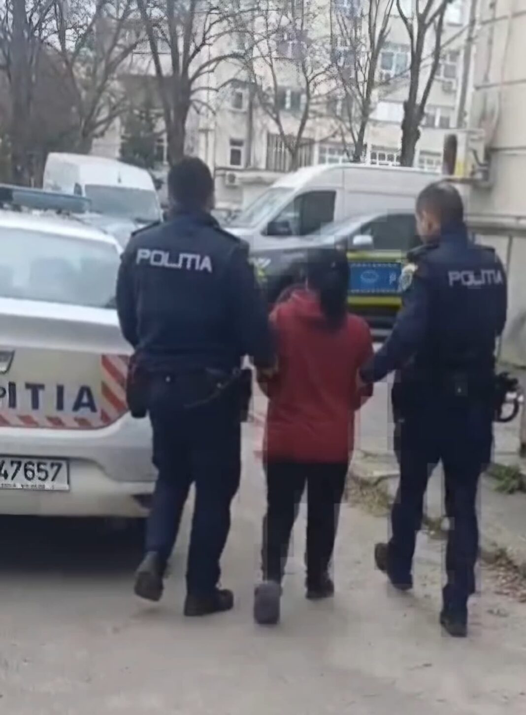 NEWS.ro: Dolj: Femeie cercetată după ce a incendiat o anexă din gospodăria fostului iubit