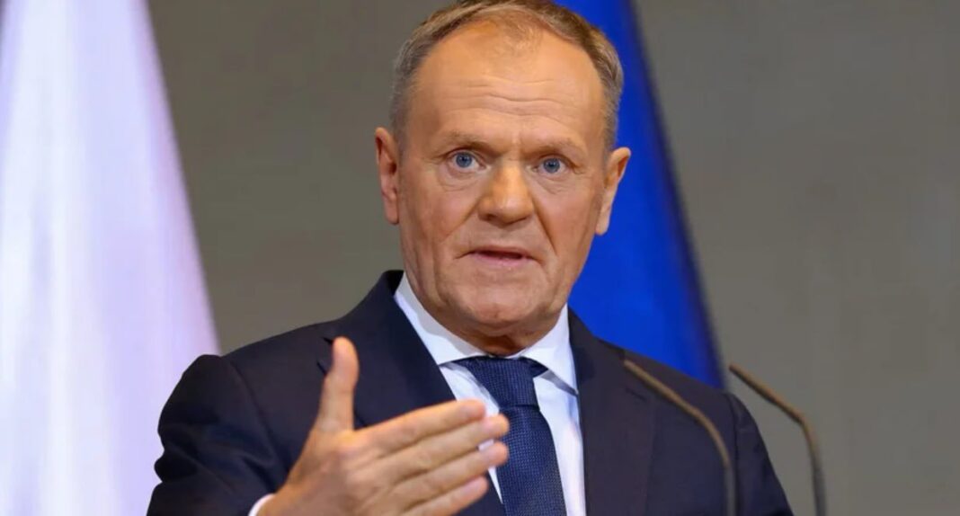 NEWS.ro: Donald Tusk: Vestea că oamenii lui Viktor Orbán informează Moscova despre şedinţele Consiliului UE în detaliu nu ar trebui să surprindă pe nimeni. Avem suspiciuni în acest sens de mult timp