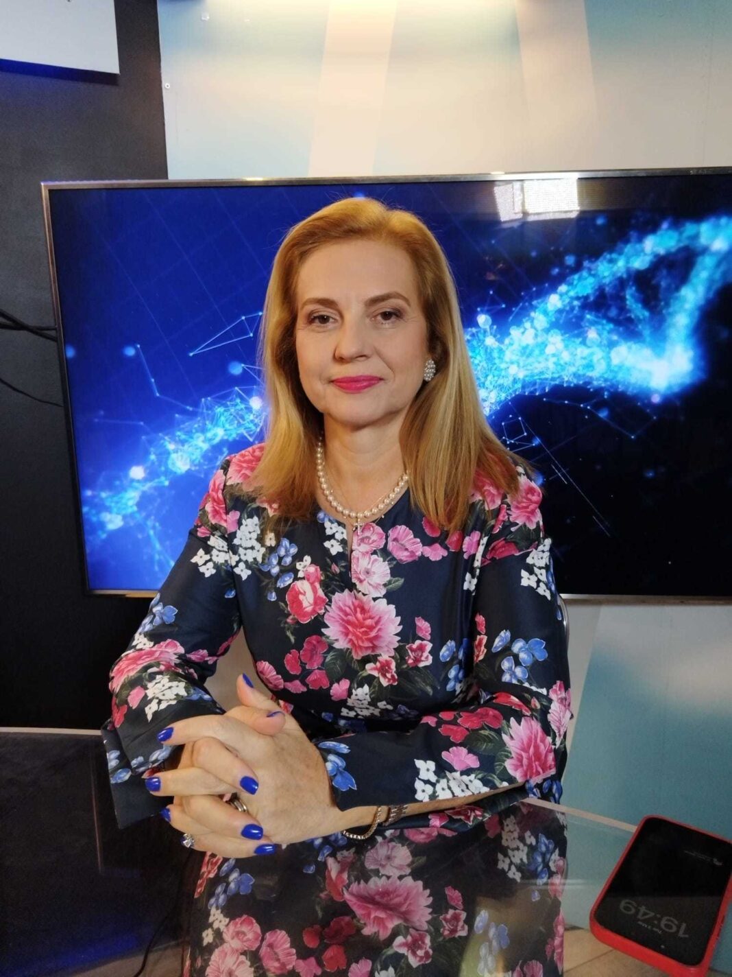 NEWS.ro: Dr. Elena Claudia Teodorescu: Autopalparea sânilor este importantă, dar nu ţine locul investigaţiilor preventive