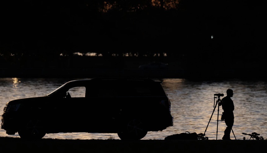 NEWS.ro: Drone detectate în apropierea bazei militare Fort Lesley J. McNair, la Washington, în care locuiesc şefii Pentagonului Pete Hegseth şi diplomaţiei Marco Rubio, dezvăluie WP. Reuniune de criză la Casa Albă. Mutarea celor doi, luată în calcul