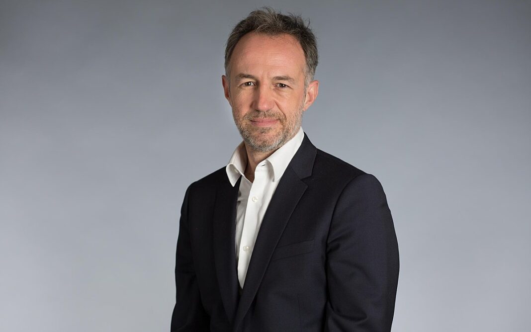 NEWS.ro: Emmanuel Grégoire, noul primar al Parisului, învestit duminică