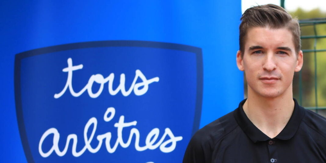 NEWS.ro: François Letexier, arbitrul finalei EURO 2024, va conduce la centru meciul Turcia-România, din barajul pentru CM