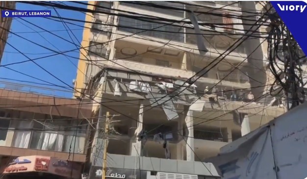 NEWS.ro: Franţa, Germania, Italia, Marea Britanie şi Canada avertizează în privinţa unei ofensive terestre israeliene de amploare în Liban. Preşedintele israelian cere Europei să ajute la distrugerea Hezbollah, dar salută eventuale discuţii între Liban şi Israel