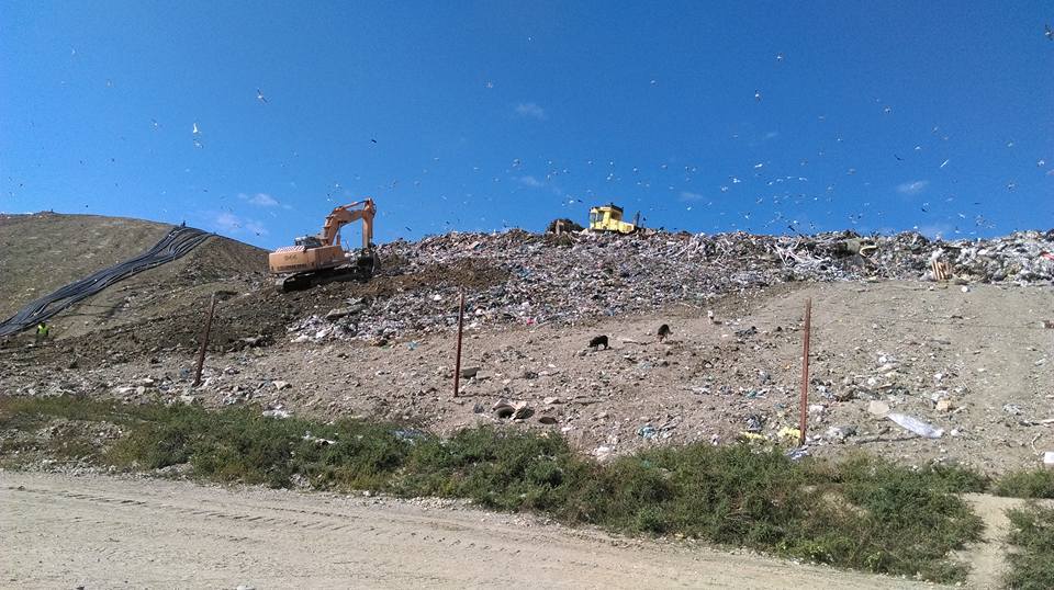 NEWS.ro: Gropi ilegale de deşeuri, descoperite în judeţul Timiş / Prefectura a dispus controale în întreg judeţul / Primele verificări la Săcălaz şi Şag