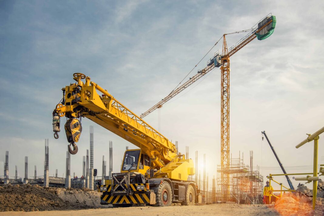 NEWS.ro: INS: Volumul lucrărilor de construcţii a scăzut, în luna ianuarie 2026, faţă de luna decembrie 2025, ca serie brută, cu 69%