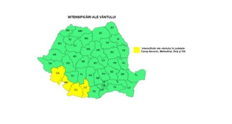 NEWS.ro: Intensificări ale vântului, în majoritatea regiunilor, până joi/ Cod galben de vânt puternic, în judeţele Caraş-Severin, Mehedinţi, Dolj şi Olt
