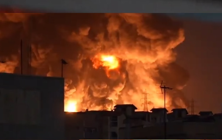 NEWS.ro: Iran - Patru depozite de petrol au fost lovite peste noapte în Teheran şi împrejurimi (oficial)