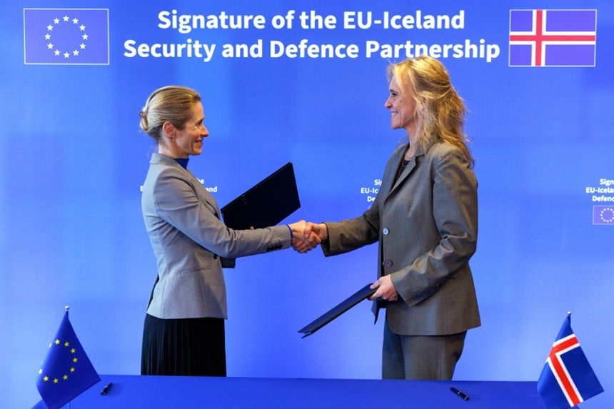 NEWS.ro: Islanda semnează un parteneriat de securitate cu Uniunea Europeană înaintea unui referendum, prevăzut în august, privind o reluare sau nu a negocierilor de aderare la UE