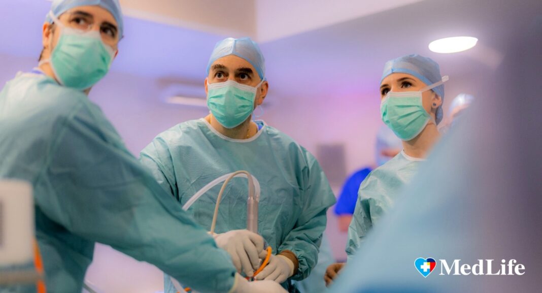 NEWS.ro: Masterclass-ul de chirurgie ortopedică de la MedLife Humanitas a ajuns la a treia ediţie: “Am integrat tehnologii de navigaţie şi realitate augumentată în componenta practică”