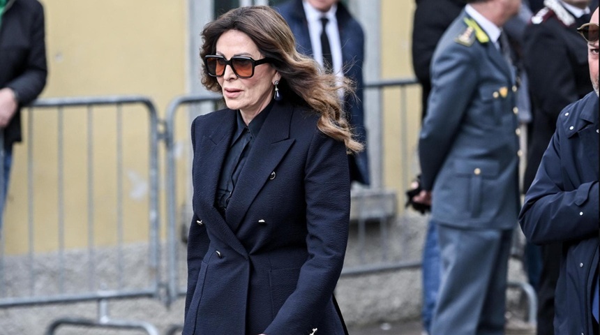 NEWS.ro: Ministrul italian al Turismului, Daniela Santanchè, suspectată de fraudă, demisionează după ce Meloni îi cere demisia în mod public. Adjunctul şi şefa de cabinet ai ministrului Justiţiei au demisionat tot după înfrângerea în referendum