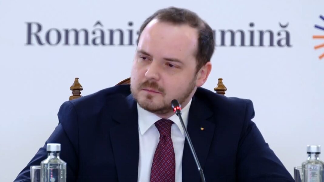 NEWS.ro: Ministrul Sănătăţii: Componentea de sănătate mentală este una esenţială care, din păcate, trebuie să recunoştem că a fost destul de lăsată în urmă, în România, în ultimii 20 de ani / Cea mai periculoasă adicţie, spaţiul virtual