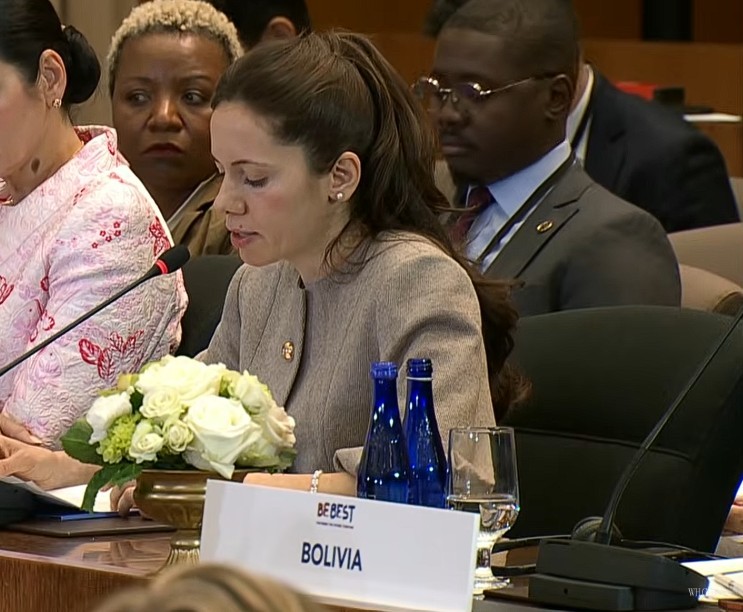 NEWS.ro: Mirabela Grădinaru, după participarea la summitul din SUA: Au fost două zile pline / Ne confruntăm cu foarte multe provocări şi am găsit un numitor: viitorul nostru sunt copiii / Ce spune despre restricţionarea accesului la tehnologie