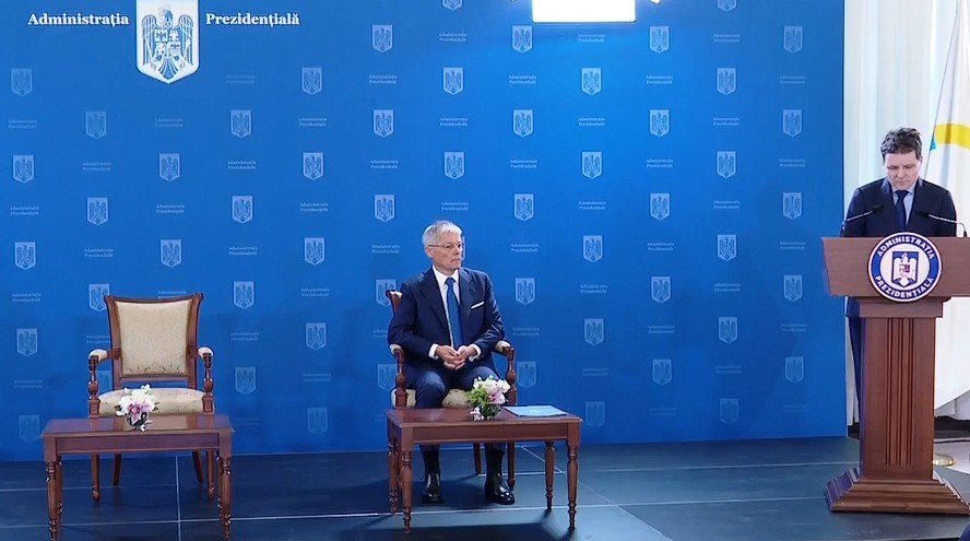 NEWS.ro: Nicuşor Dan îl propune pe Dacian Cioloş candidat al României pentru funcţia de secretar general al Organizaţiei Internaţionale a Francofoniei