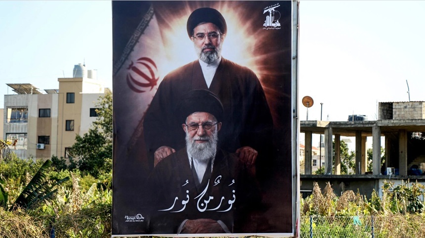 NEWS.ro: Noul lider suprem iranian, Mojtaba Khamenei, acuzat că se află în spatele unui imperiu financiar opac