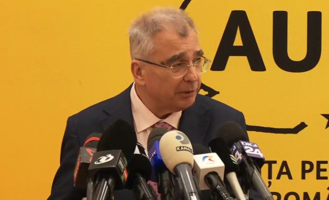 NEWS.ro: Petrişor Peiu (AUR): Nu am avut discuţii formale cu PSD pe buget, discuţii informale cu diverşi oameni din PSD au avut loc / Aşteptăm să avem o discuţie cu ei, dacă vor să susţinem amendamentele / Nu se pune problema acum de moţiune de cenzură