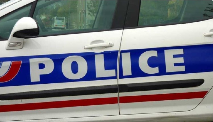 NEWS.ro: Poliţia franceză a reţinut doi fraţi suspectaţi de complot „mortal şi antisemit”