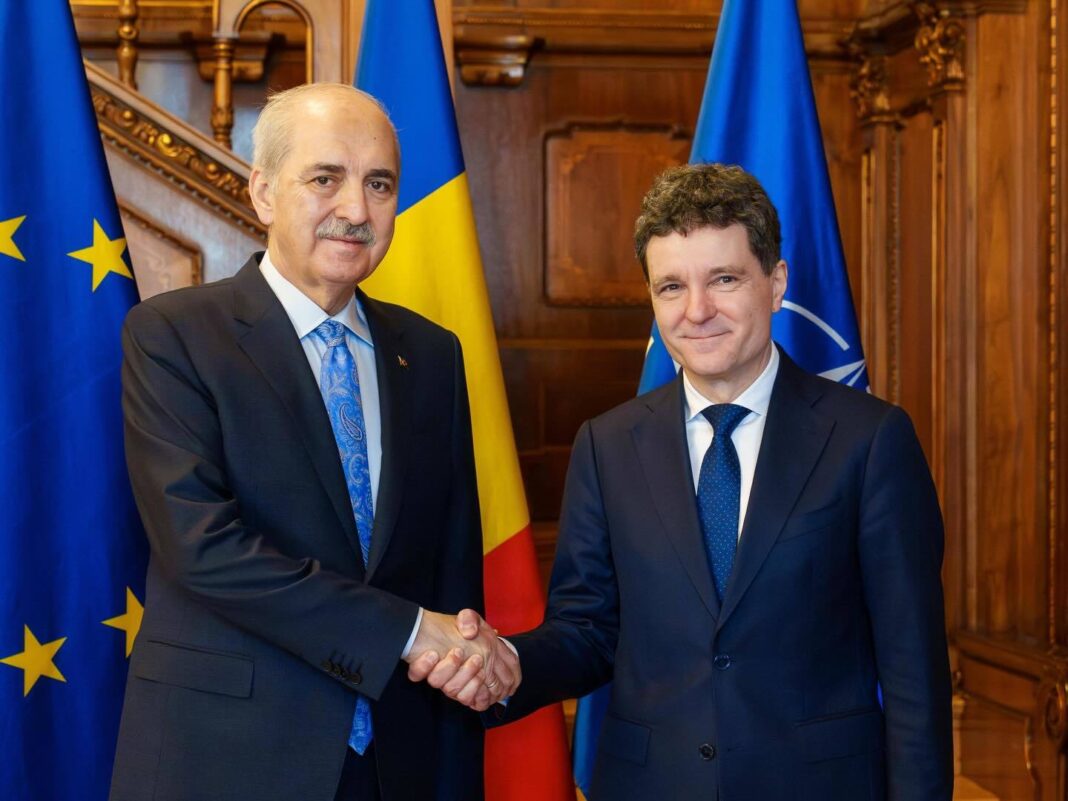 NEWS.ro: Preşedintele Nicuşor Dan, întâlnire cu Numan Kurtulmuş, Preşedintele Marii Adunări Naţionale a Turciei, la Palatul Cotroceni: Dialogul nostru a reconfirmat prietenia durabilă şi Parteneriatul Strategic care leagă România şi Turcia încă din 2015