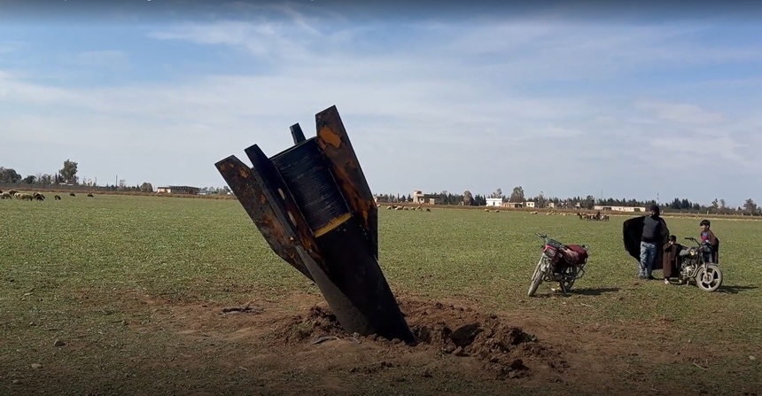 NEWS.ro: Rachetă căzută în câmp, în apropiere de oraşul Qamishli, în Siria, în apropierea frontierei cu Turcia