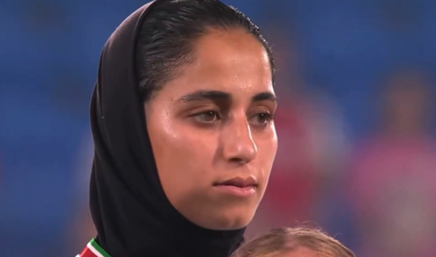 NEWS.ro: Reza Pahlavi, fiul exilat al ultimului şah al Iranului, cere Australiei să protejeze echipa feminină de fotbal