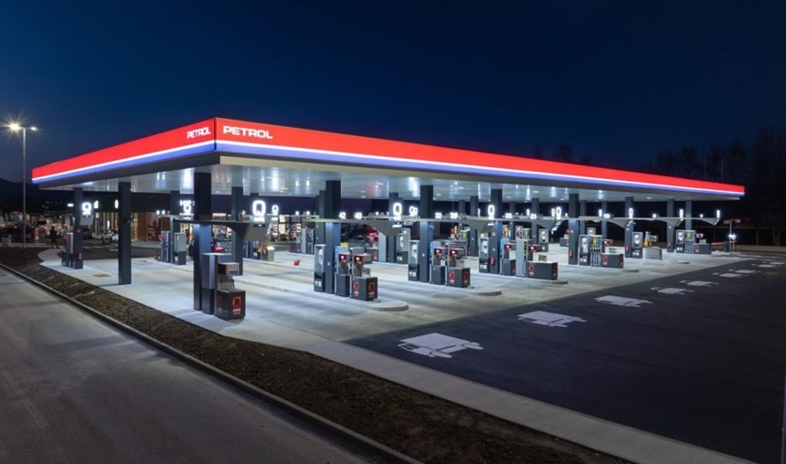 NEWS.ro: Slovenia limitează vânzările de carburanţi, după ce unele benzinării au rămas fără produse