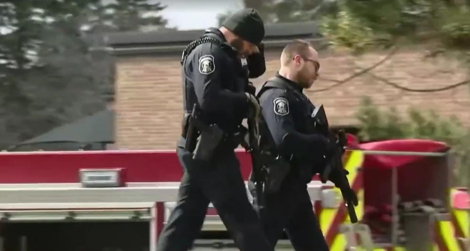 NEWS.ro: Şoferul care a intrat cu maşina în sinagoga din Michigan era cetăţean american de origine libaneză