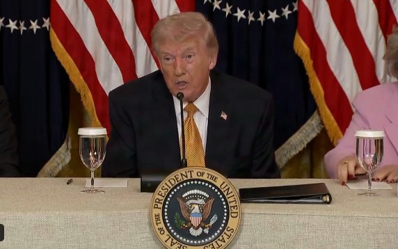 NEWS.ro: SUA au lovit peste 7.000 de ţinte pe teritoriul Iranului şi au distrus 100 de nave, afirmă Trump