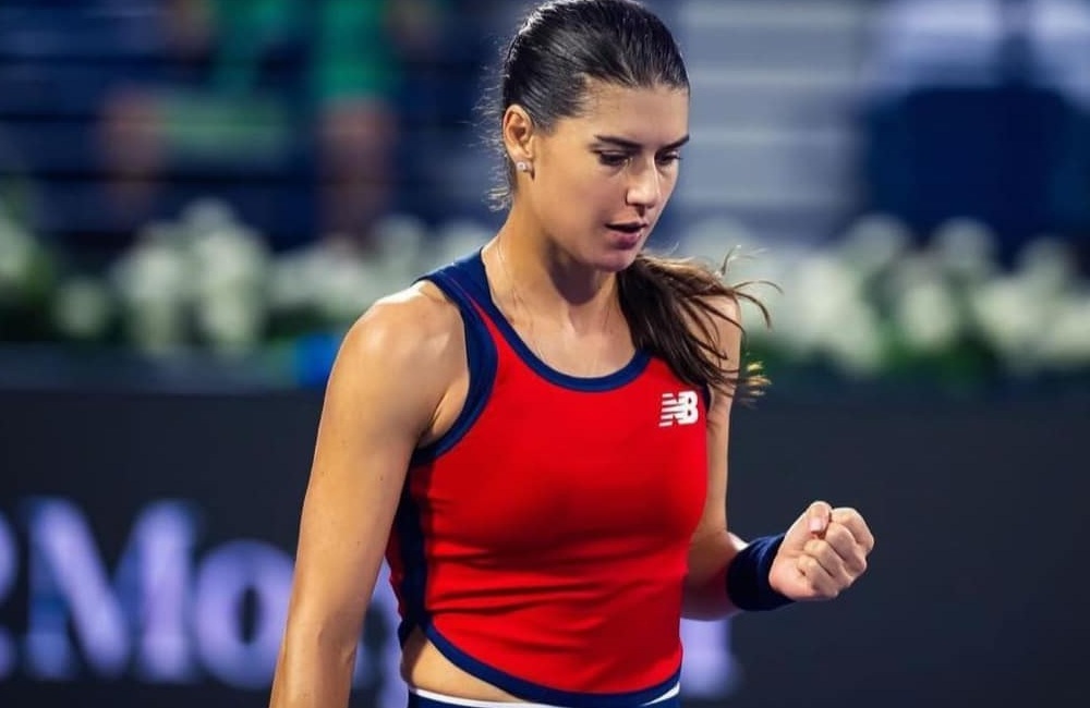 NEWS.ro: Tenis: Sorana Cîrstea s-a calificat în turul doi la Miami Open. Românca o va înfrunta pentru a treia oară în acest an pe Noskova