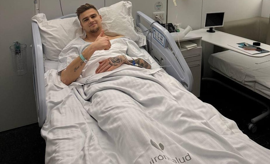 NEWS.ro: Universitatea Craiova: Isenko a fost operat cu succes la Barcelona