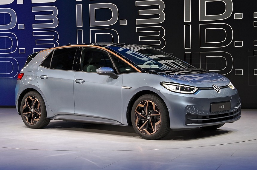 NEWS.ro: Volkswagen recheamă aproape 100.000 de vehicule electrice din cauza unor probleme la baterii