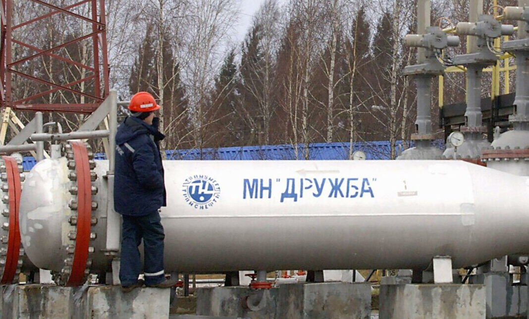 Nicuşor Dan: Când petrolul va circula prin conducta Drujba, împrumutul pentru Ucraina este deblocat / Orban condiționează banii UE de conducta oprită de un atac rusesc