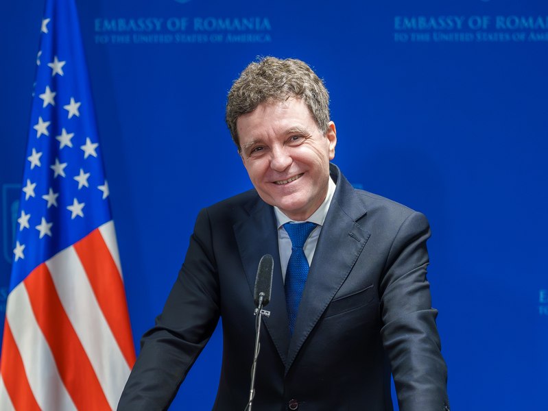 Nicușor Dan spune că România nu a negociat cu SUA permisiunea pentru utilizarea bazelor militare: „A fost o nevoie a aliatului nostru”