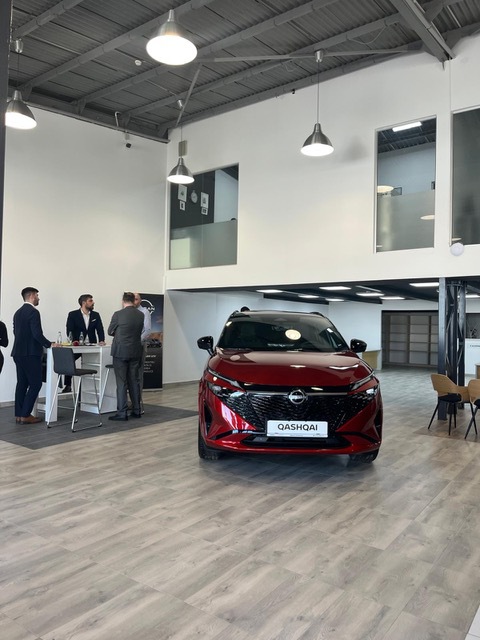Nissan îşi extinde reţeaua de dealeri în România prin deschiderea showroomului AutoErebus din Bucureşti, pe fondul unei creşteri de aproape patru ori a înmatriculărilor în a doua jumătate a lui 2025