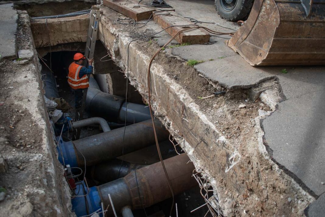 O asociere de firme condusă de Construcții Erbașu va reabilita o parte din rețeaua de termoficare a Timișoarei / 211 milioane de lei pentru 13 kilometri de rețea