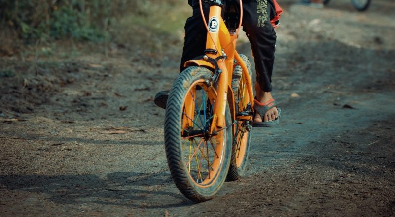 O femeie din SUA, acuzată că a răpit un copil de 11 ani pentru a-l forța să-i ceară scuze fiului ei, pe care îl agresase