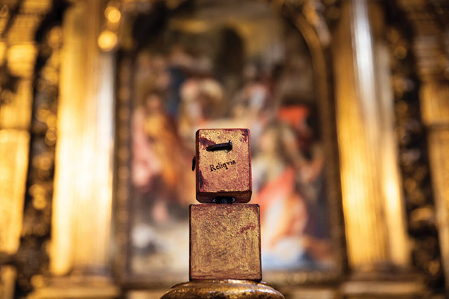 „Parfumierul Papilor”, Filippo Sorcinelli, şi doi antreprenori locali au creat parfumul VLAD, inspirat de figura emblematică a lui Vlad Ţepeş. Sunt doar 100 de exemplare. A ce miroase şi unde îl puteţi găsi?