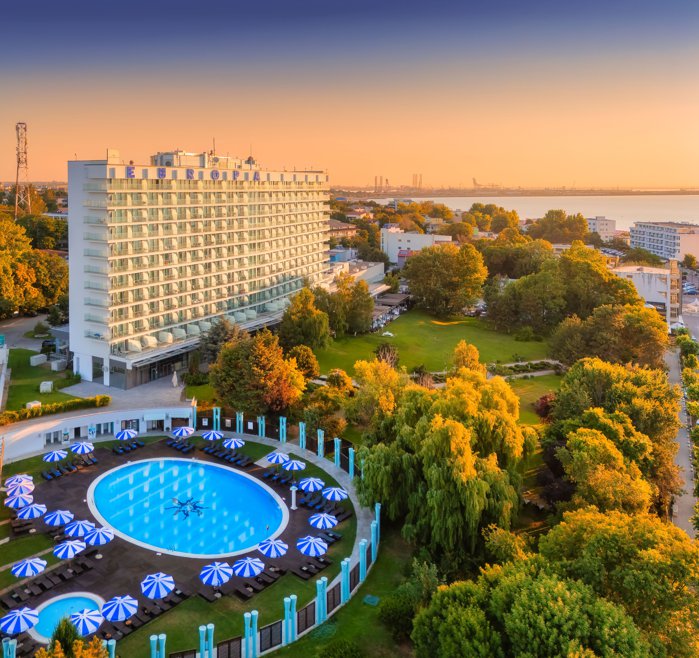 Paştele devine prilej de minivacanţă. Ana Hotels propune experienţe la mare şi la munte pentru sezonul de sărbători