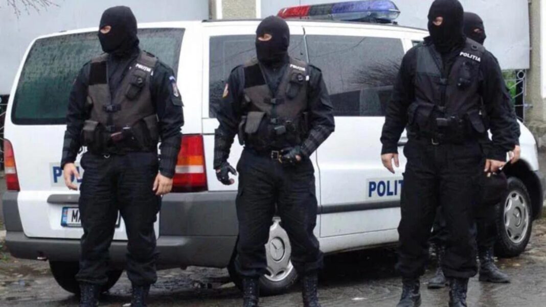 Percheziții de amploare în dosarul „mafiei deșeurilor”. Prejudiciu estimat la 47 de milioane de euro