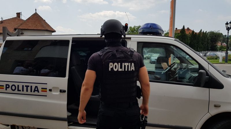 Percheziții în Prahova într-un dosar legat de deșeuri periculoase: două firme și mai multe persoane suspectate că ar fi deversat ilegal deșeuri într-un râu din Ploiești