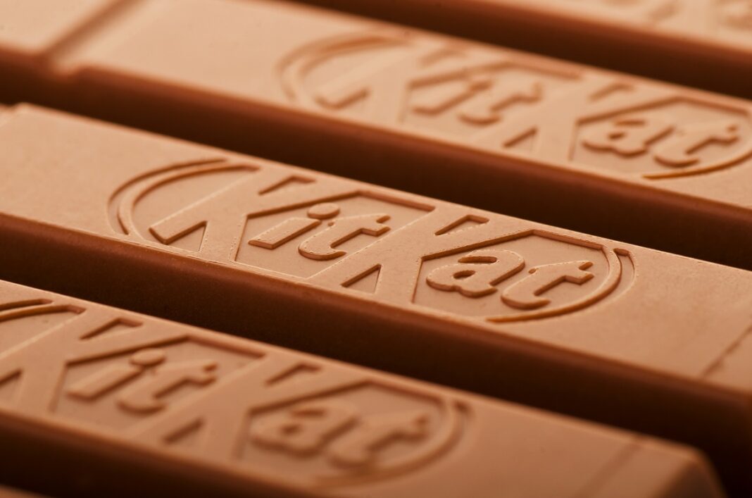 Peste 400 de mii de batoane KitKat au fost furate. Camionul care a plecat din Italia pentru a distribui ciocolata în toată Europa a dispărut