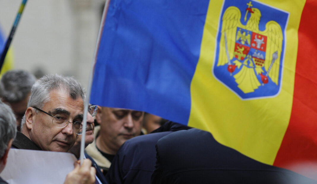 Petrișor Peiu (AUR) acuză coaliția PSD-PNL-USR-UDMR că ”sacrifică România pentru orgolii politice” și blochează investițiile prin amânarea bugetului