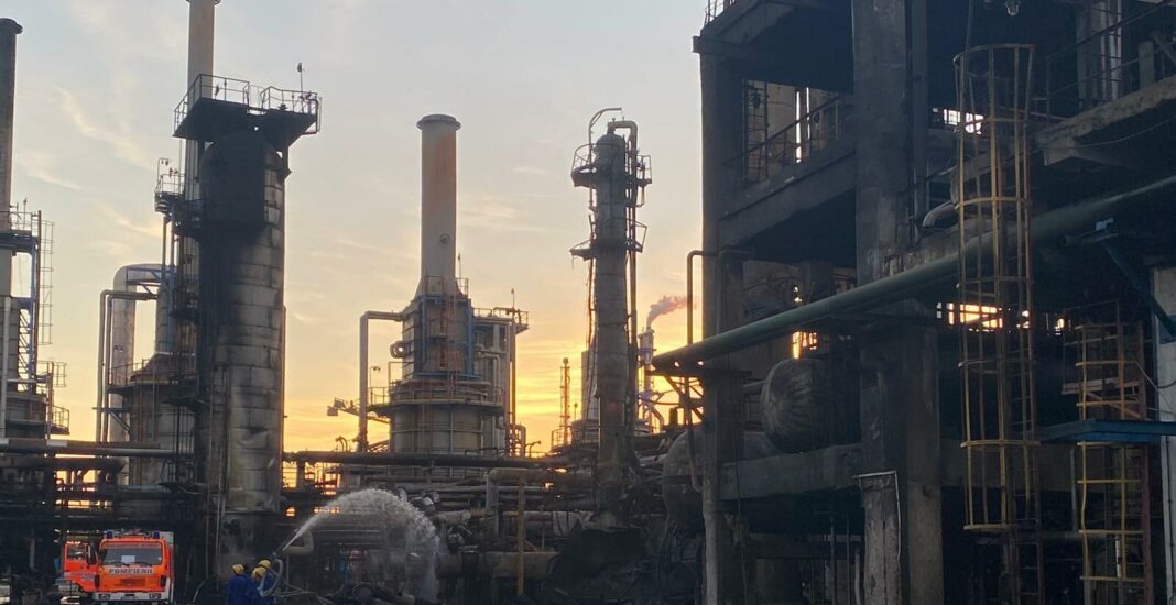 Petromidia produce în premieră un nou sortiment de polimer / Copolimer e folosit în industria auto, pentru produse cu rezistență și flexibilitate ridicate