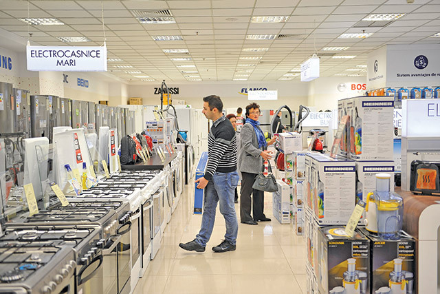Piaţa de electro-IT în 2025: a început anul pe creştere şi, în mod paradoxal, cu preţuri mai mici, dar a închis pe dos