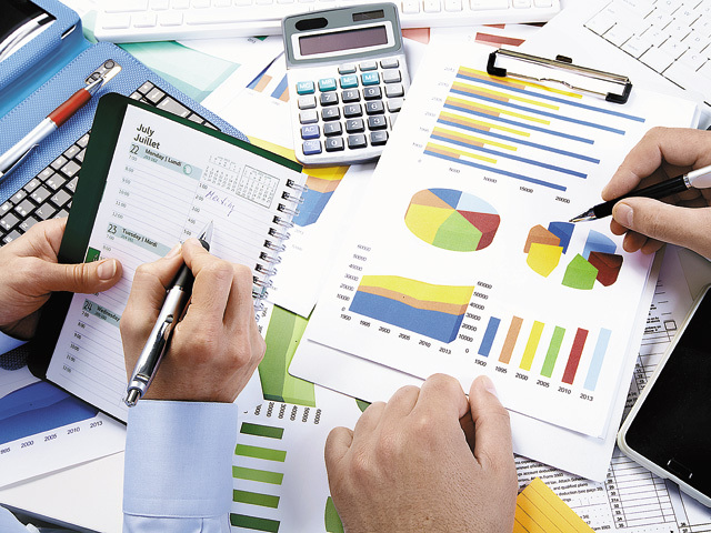 PIB 2025. Industria nu poate pune frână căderii: patru ani consecutivi de contribuţie negativă sau zero la creşterea economică. Cum a evoluat economia în ultimii cinci ani