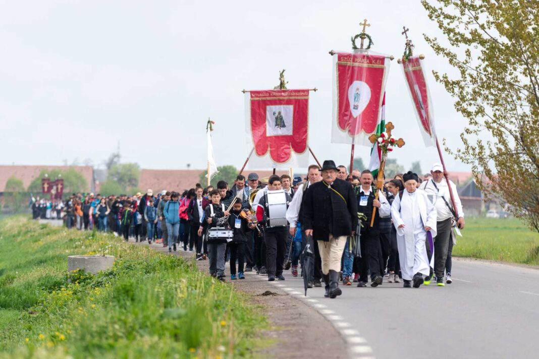 Președintele Dan amintește de sprijinul comunității maghiare ”pentru revenirea României la democrație după anii comunismului”, de Ziua Maghiarilor de Pretutindeni / ”Atunci când societatea s-a divizat, România a stagnat”